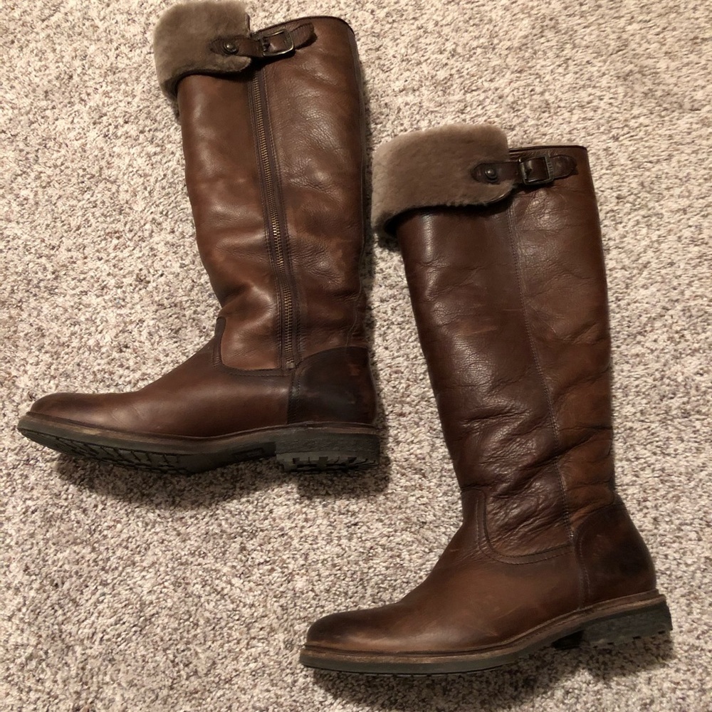Fur lined Frye boots - Picture 2 of 9